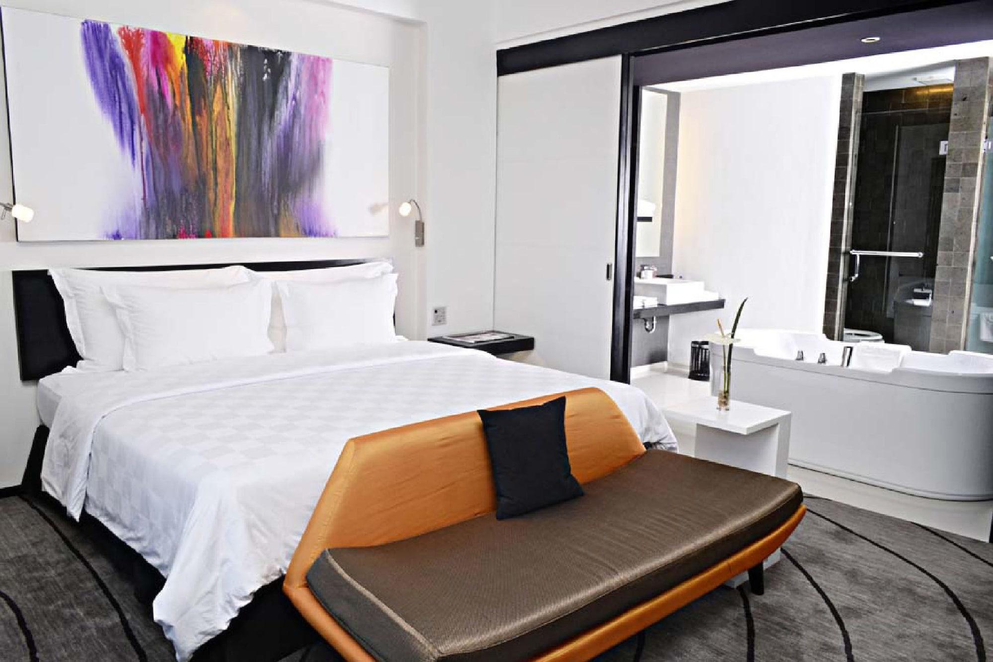 TS Suites Surabaya Exterior foto