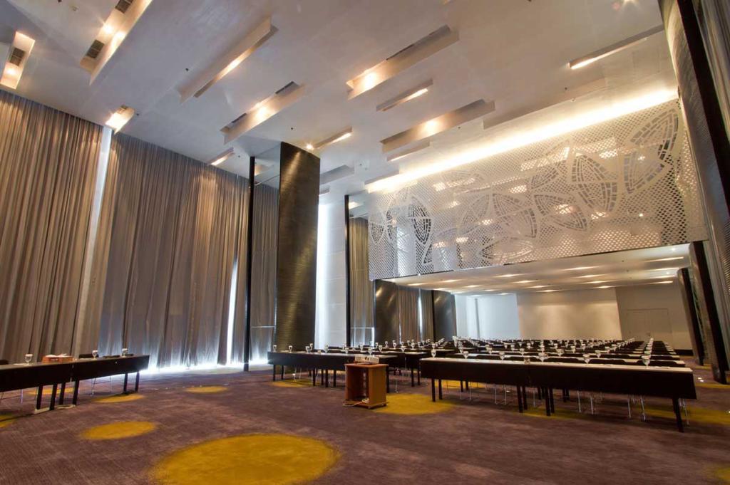 TS Suites Surabaya Exterior foto
