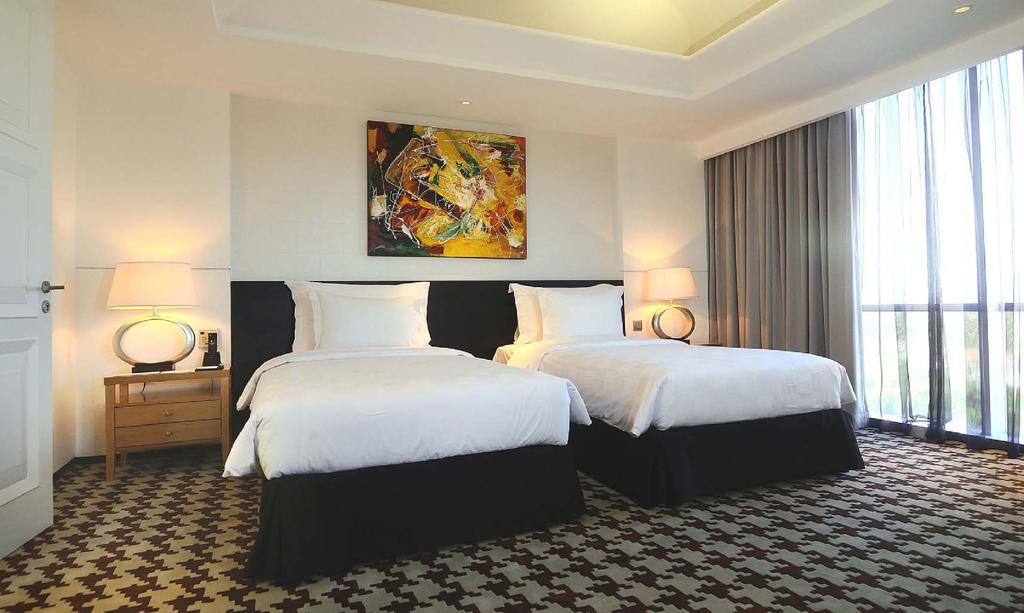 TS Suites Surabaya Exterior foto